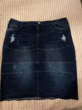 Washed Dark Blue Denim Pencil Skirt - Women